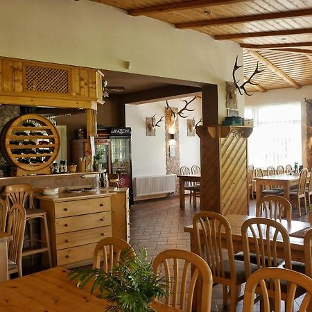 Penzion-Restaurant U Svabku Tachov  Ngoại thất bức ảnh