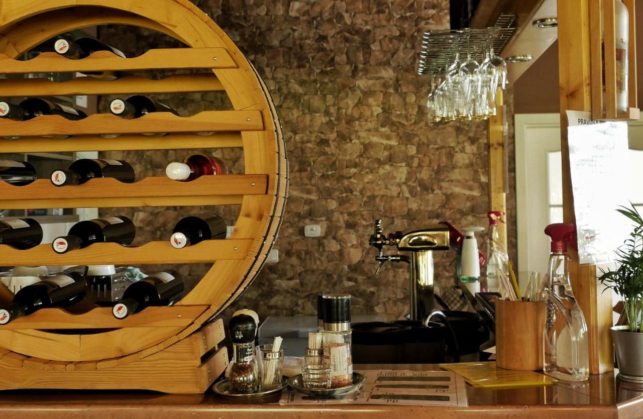 Penzion-Restaurant U Svabku Tachov  Ngoại thất bức ảnh